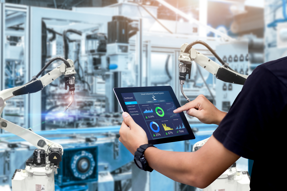 How Can Digital Transformation Benefit the Manufacturing Industry?